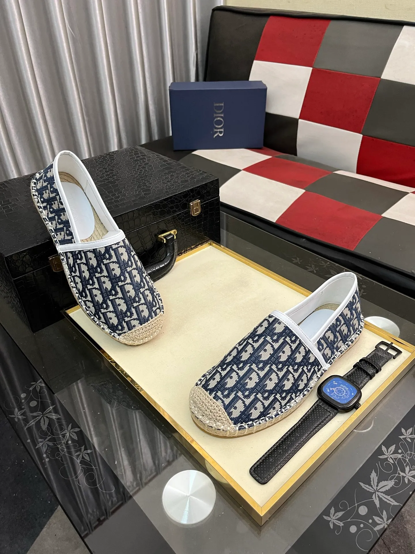 Men's shoes 💰400⌚️⌚️Dior men's latest slip-on Loaf casual fisherman's shoes ✔️The original version is available simultaneously at the counter and is a one-to-one replica🎩Material: Italian imported waterproof fabric, pure hand-pulled strings, raw rubber breathable outsole, lining breathable and comfortable lambskin, 100% comfortable density, original rubber outsole wear-resistant ✔️Code number: 38-44, you deserve it, (Note: 45 and 46 can be customized, non-refundable and non-exchangeable)